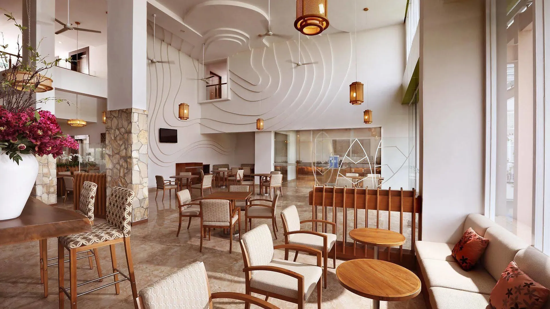Diamond Hotel Кута Курортный комплекс