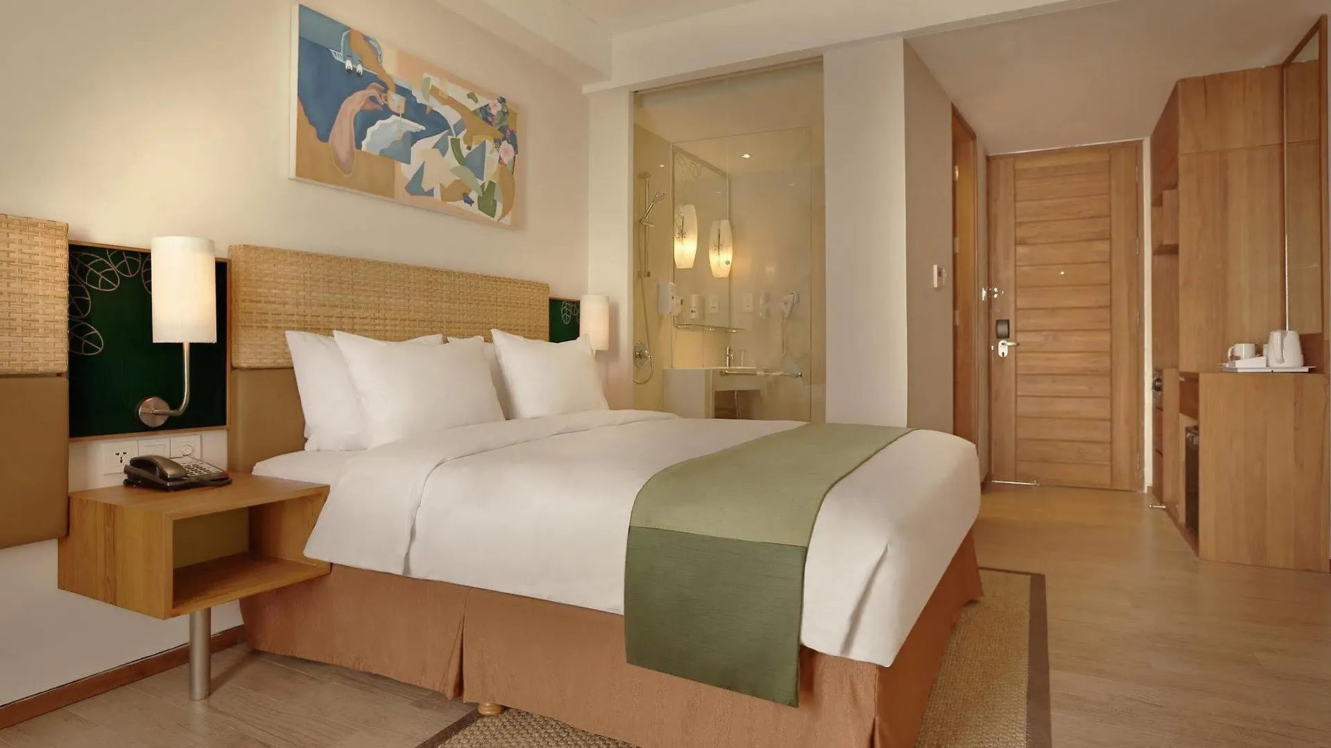 Diamond Hotel Kuta  4*, Kuta (Bali)